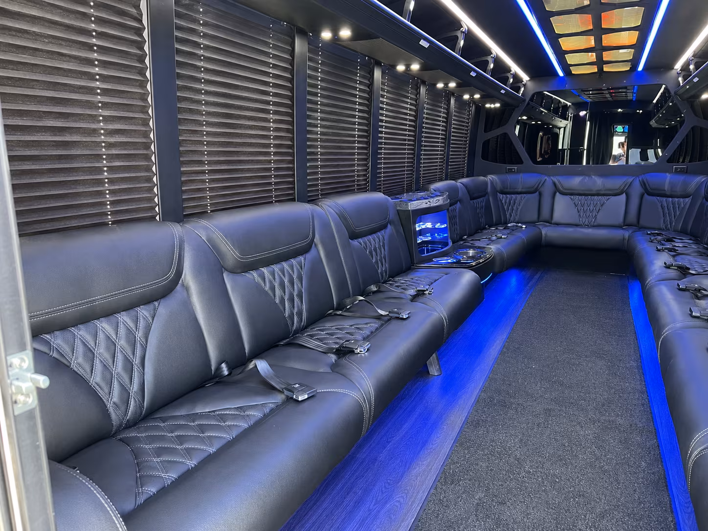 Jersey City Birthday, Sweet 16, & Quinceañera Transportation group transportation