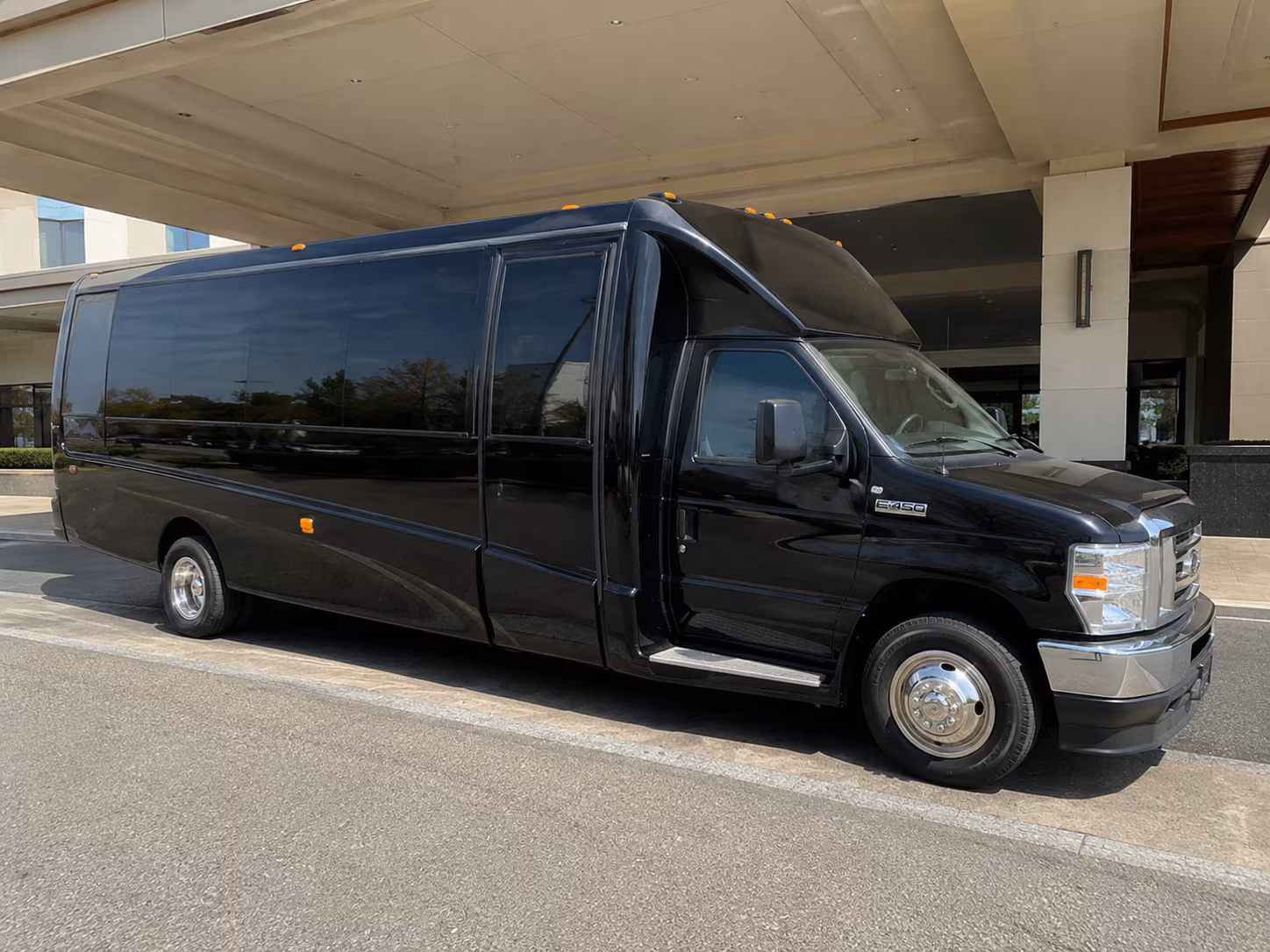 Jersey City Birthday, Sweet 16, & Quinceañera Transportation onboard seating