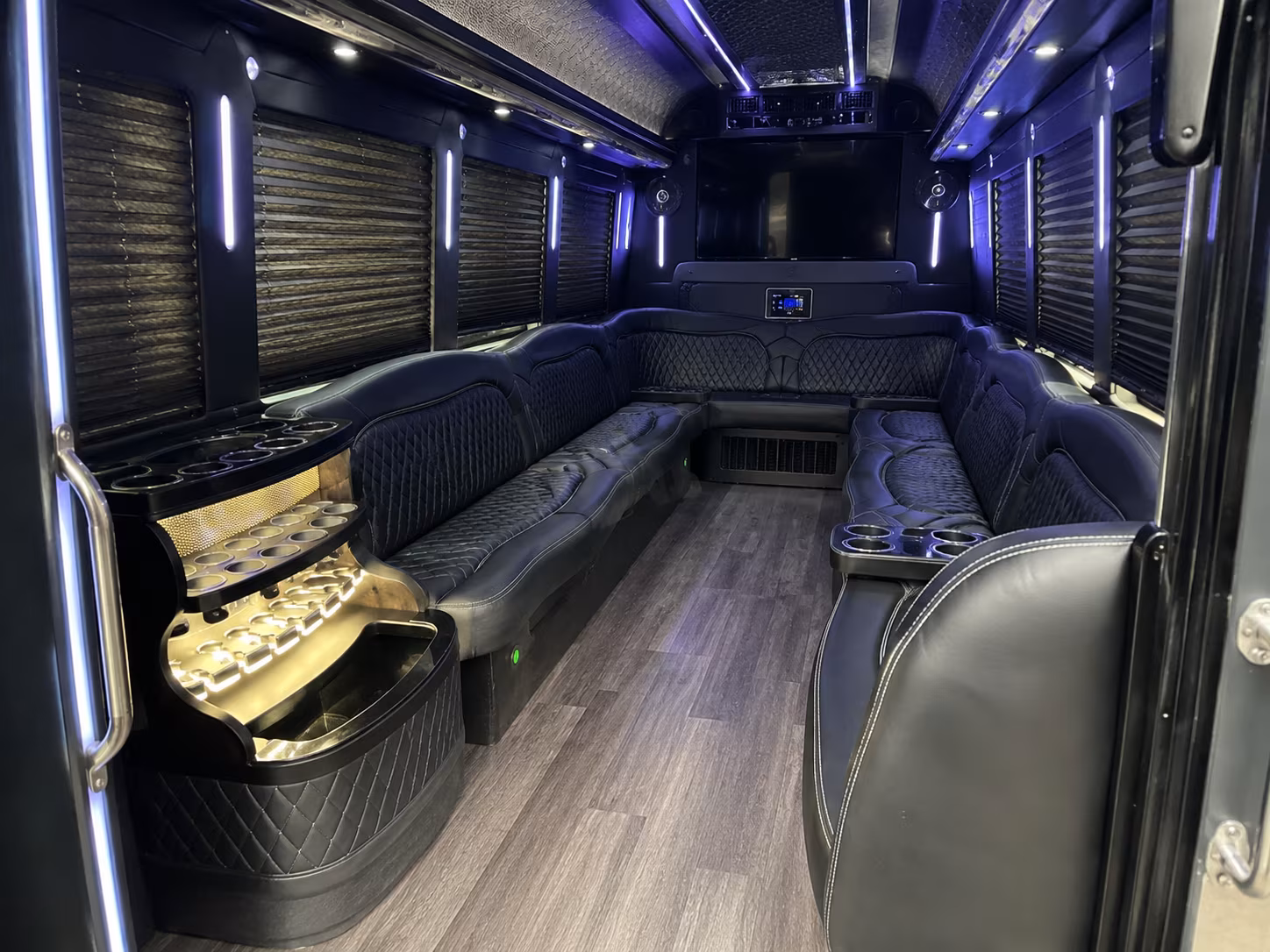 Manhattan Winery Tour & Pub Crawl Transportation