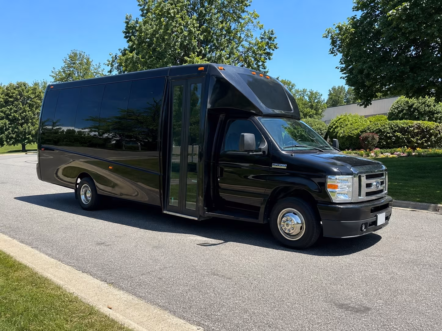 North Bergen Winery Tour & Pub Crawl Transportation
